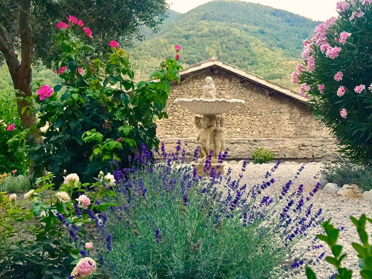 스폴레토 Palazzo Sant'Angelo B&B 외부 사진